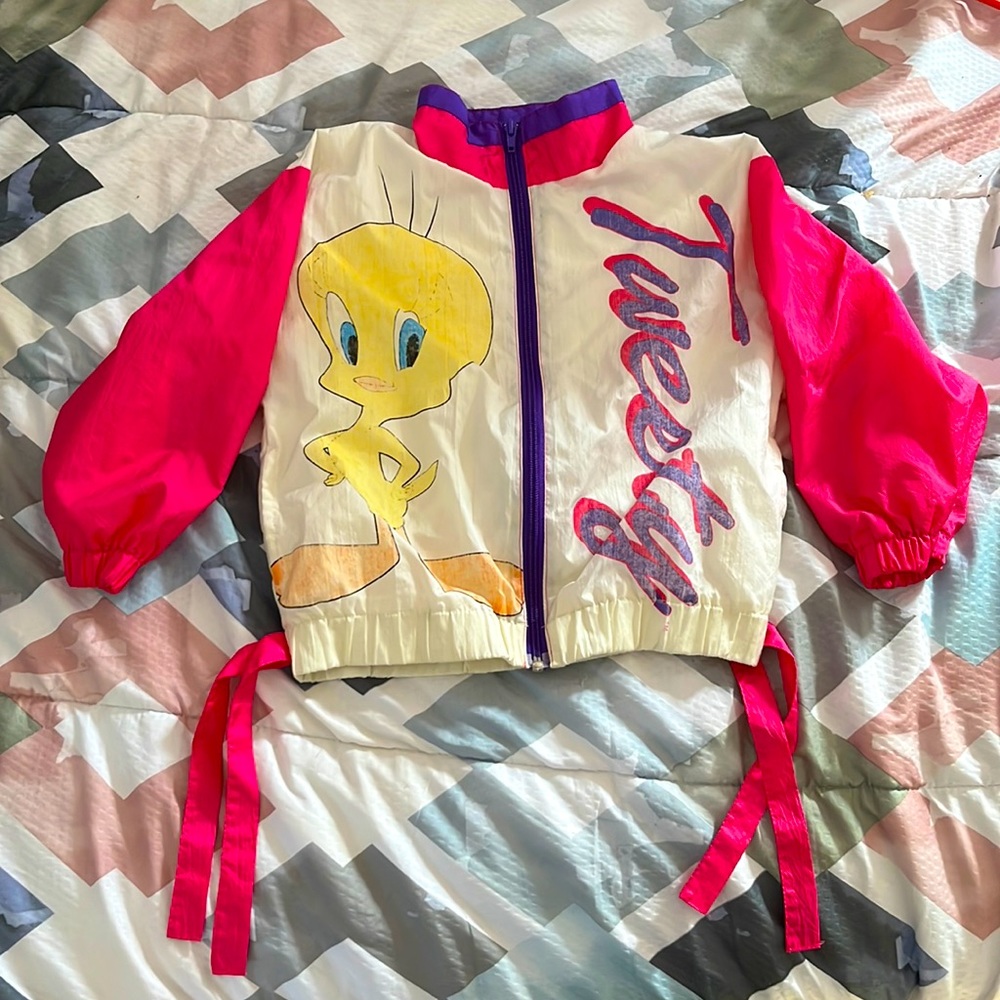 Vintage 1992 Tweety bird crop top windbreaker with side ties. Super cute!!!